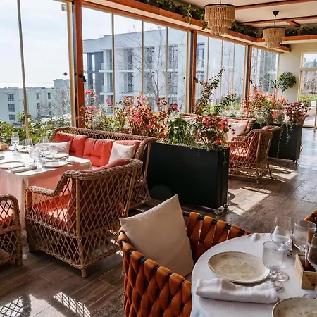Aqua View Boutique 4*