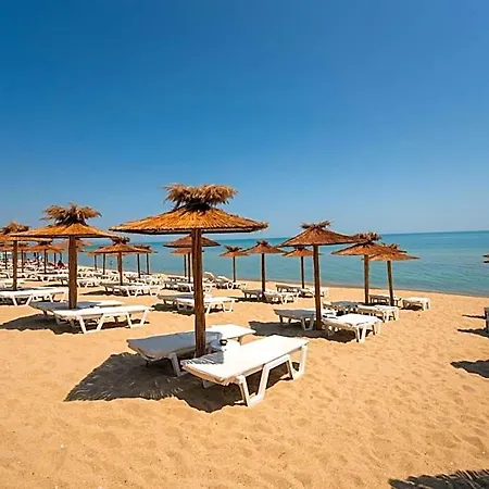 Aqua View Boutique Golden Sands
