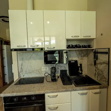 Хотел Aqua View Boutique 4*