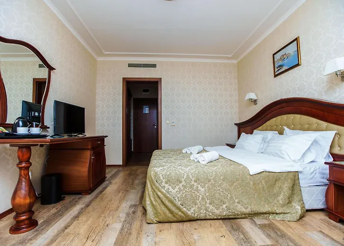 Aqua View Boutique Hotel 4*