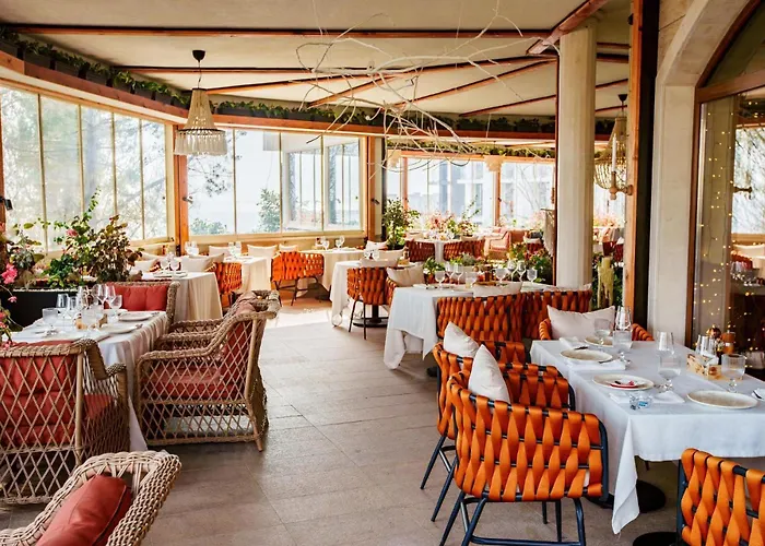 Aqua View Boutique Hotel 4*