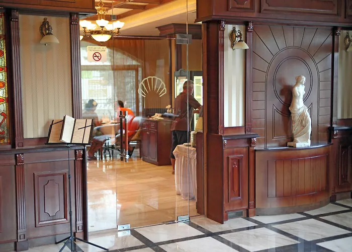 Aqua View Boutique 4*